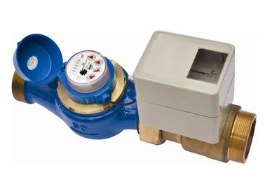 Valve Control Wireless Remote Reading Water Meter With DN15 - DN25 Iron Housing